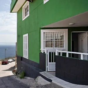 https://casita-auxilia-bajo.in-canary-islands.com