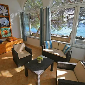 Seafront - Directly At The Apartment Zadar